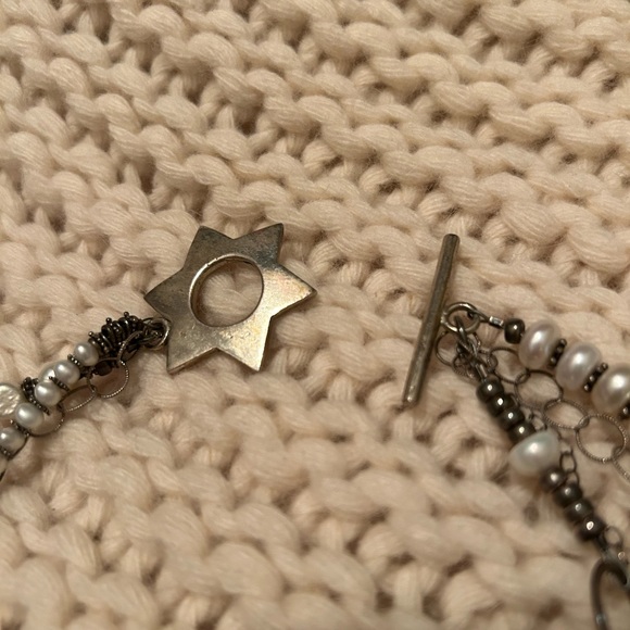 Multi-strand statement necklace - Picture 3 of 4